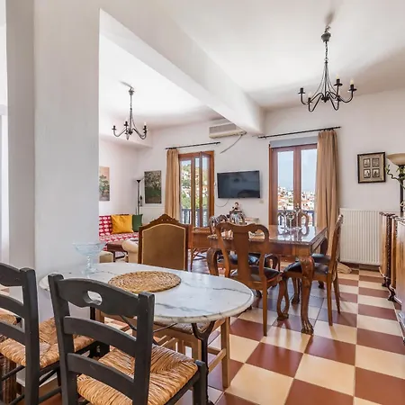 Drosia * Skopelos Town